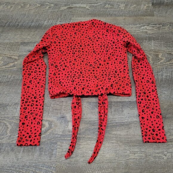 SUNDAY BEST | Aritzia Wrap Crop Top Long Sleeve Shirt Leopard | Sz. XS - Picture 4 of 4